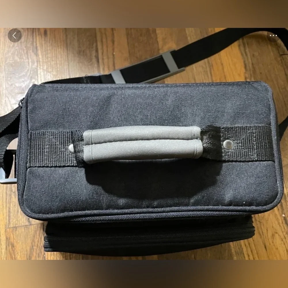 Vanguard Video Vintage Camera Bag Black Grey Casual Vacation Festival